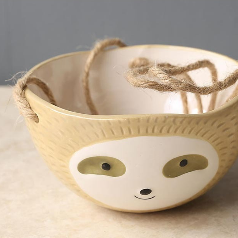 HomeQuill™ Ceramic Hanging Sloth Plant Pot - Nordic Side - 