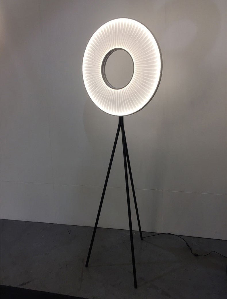 Blatten | Minimalistic LED Floor Lamp With Fabric Pleats