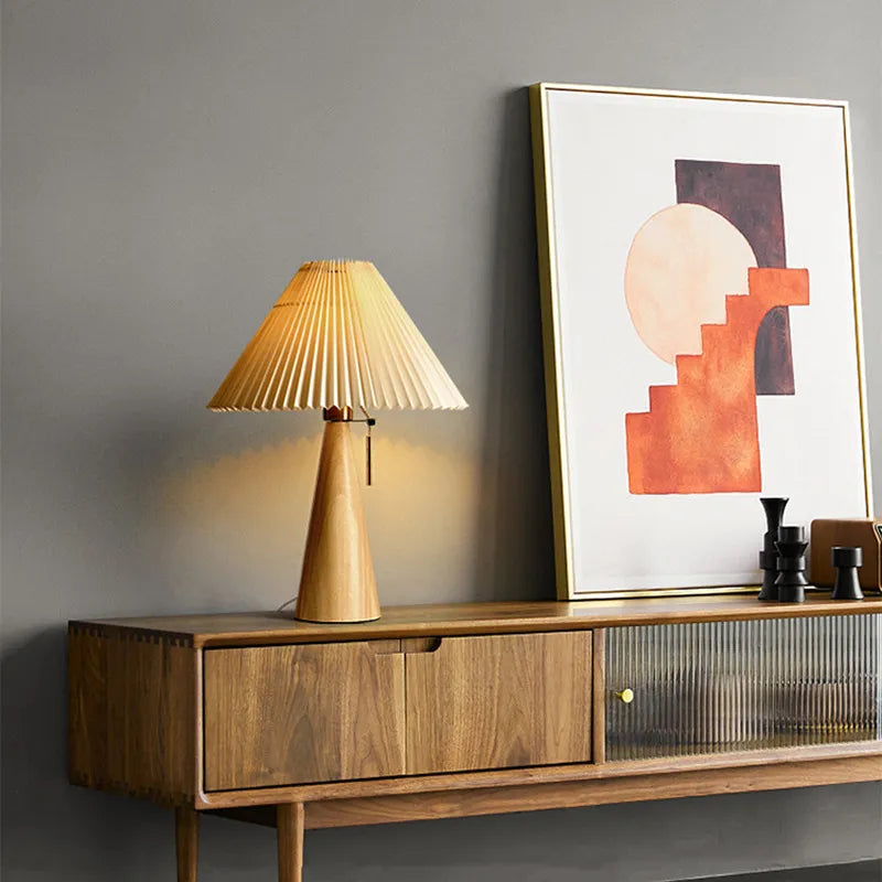 Welma Retro Wooden Lamp