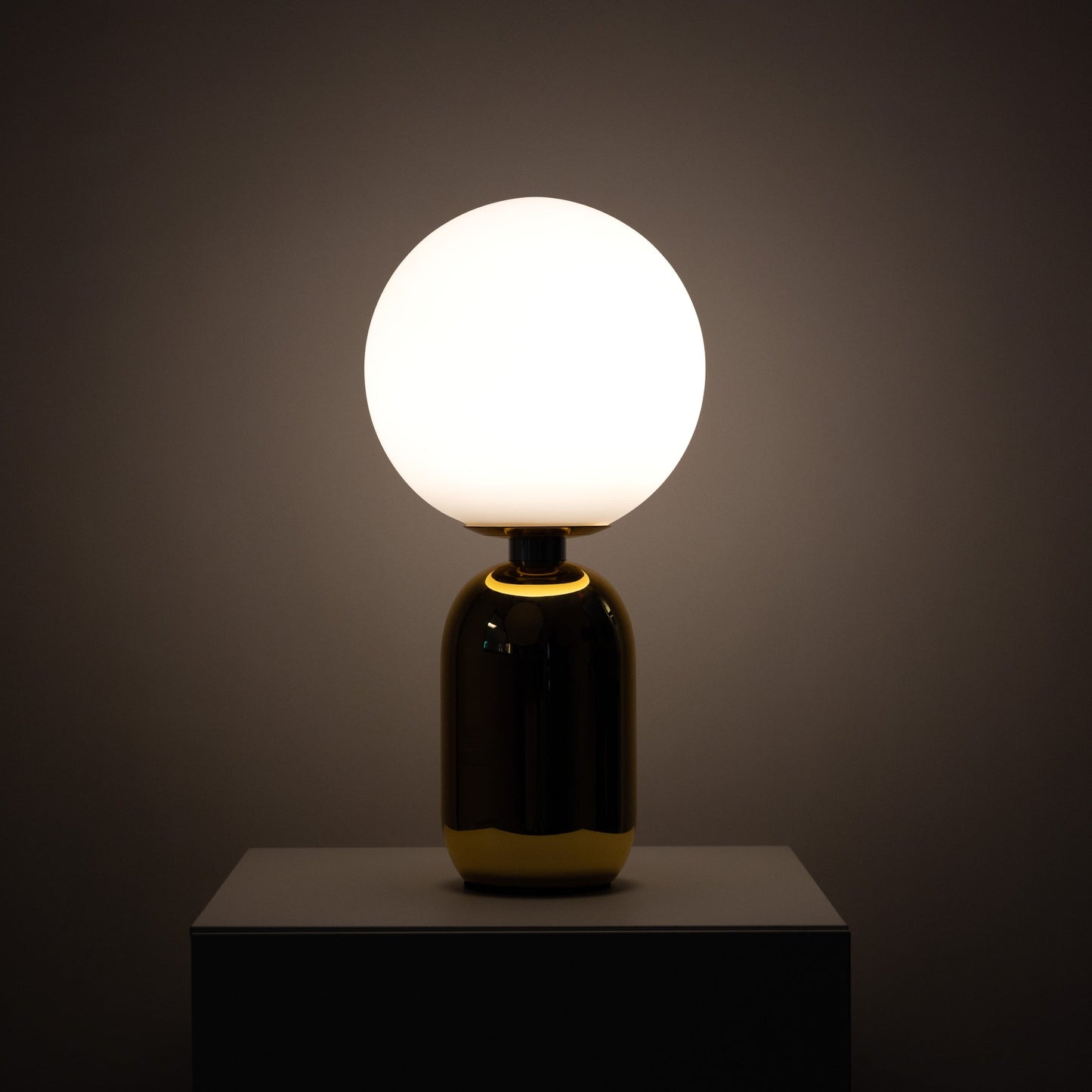 Moon Top Table Lamp