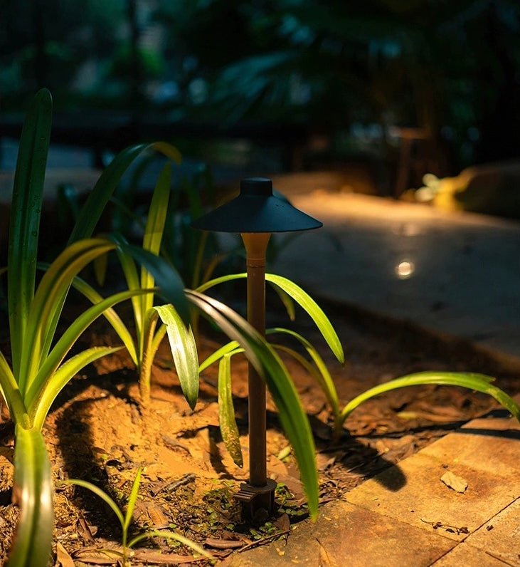 Waterproof Outdoor Umbrella-Shaped Lawn Lamp