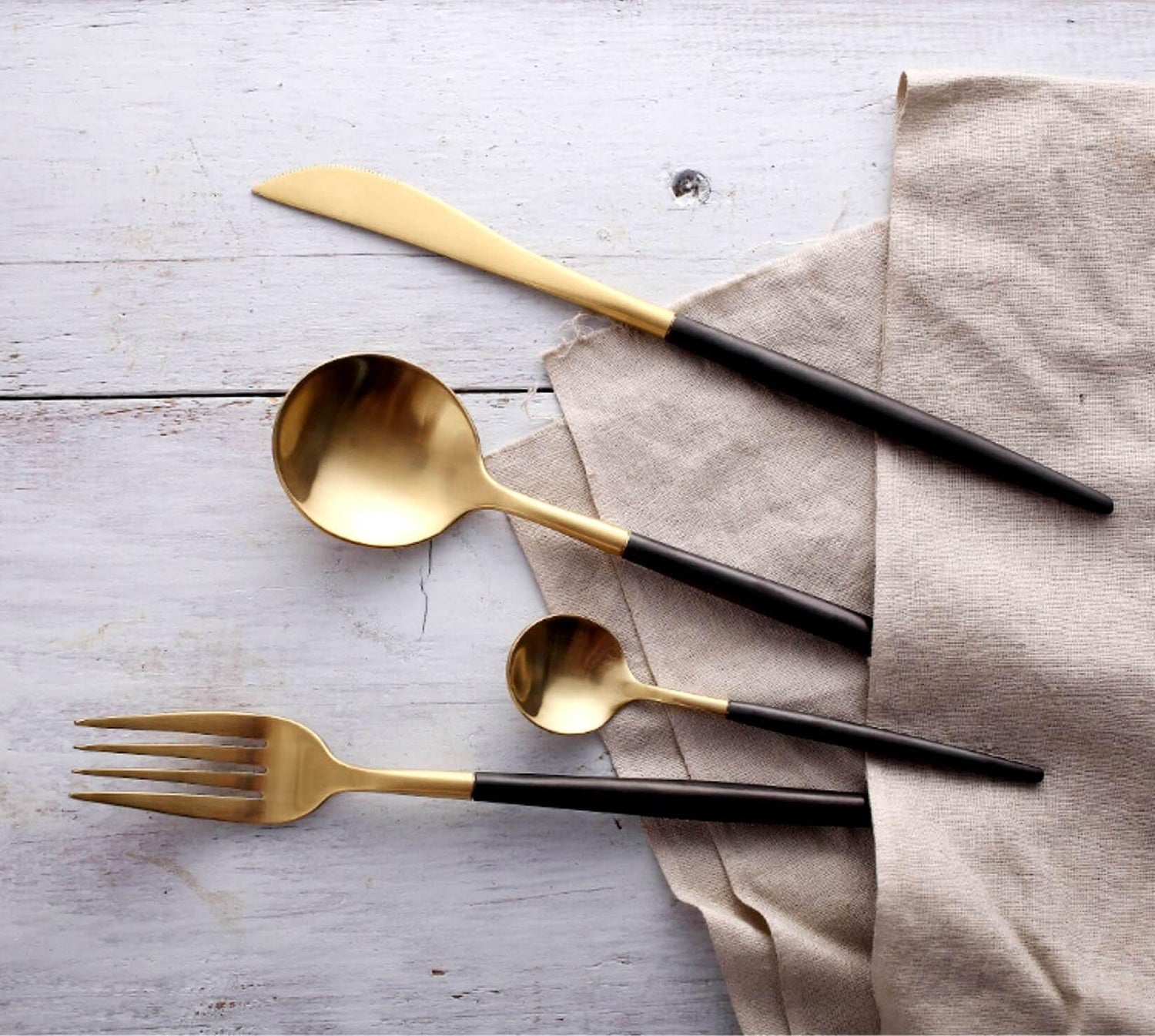 4 Pcs Black & Gold Cutlery Set - Nordic Side - 