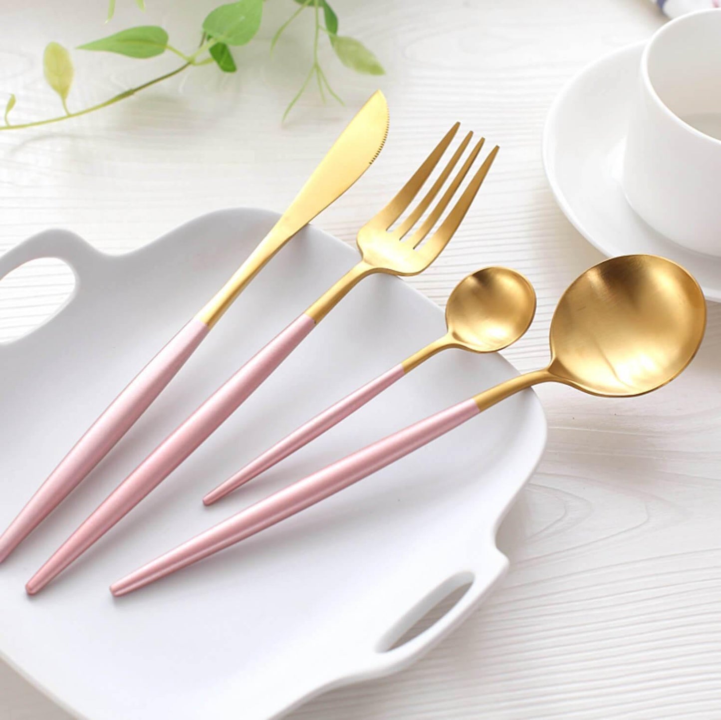 4 Pcs Pink & Gold Cutlery Set - Nordic Side - 