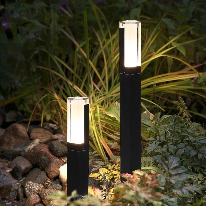 Waterproof Lawn Street Light Made in Aluminum and Acrylic