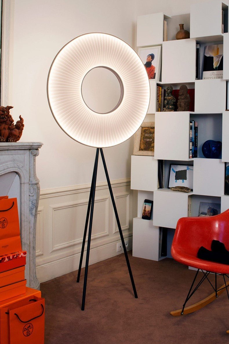 Blatten | Minimalistic LED Floor Lamp With Fabric Pleats