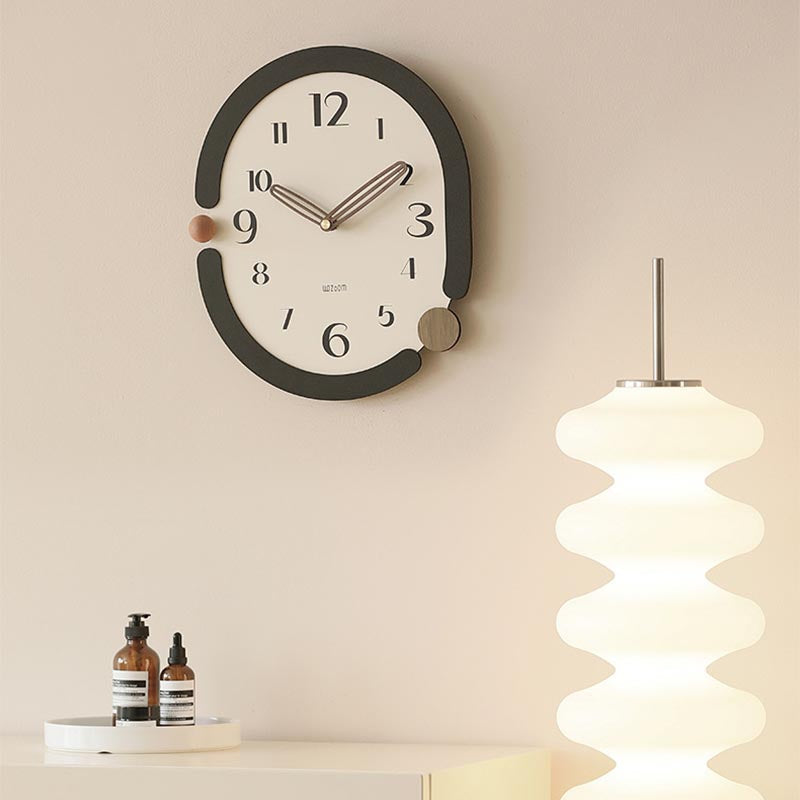 Time in a Twist Wall Clock