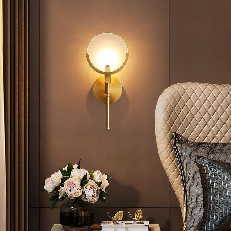 Ava Brass Wall Lamp