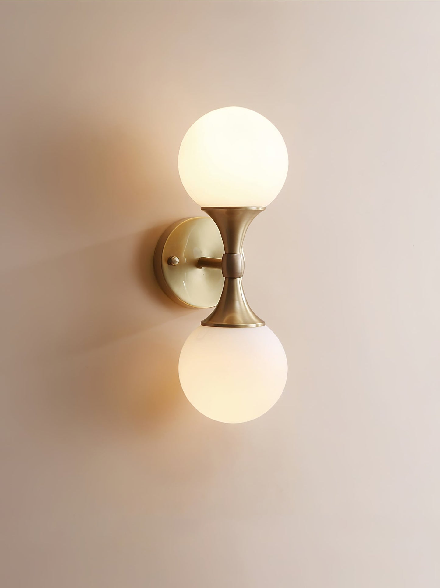 Balls Delly Wall Lamp