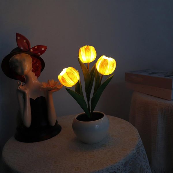 Bloom Bright LED Tulip Lamp