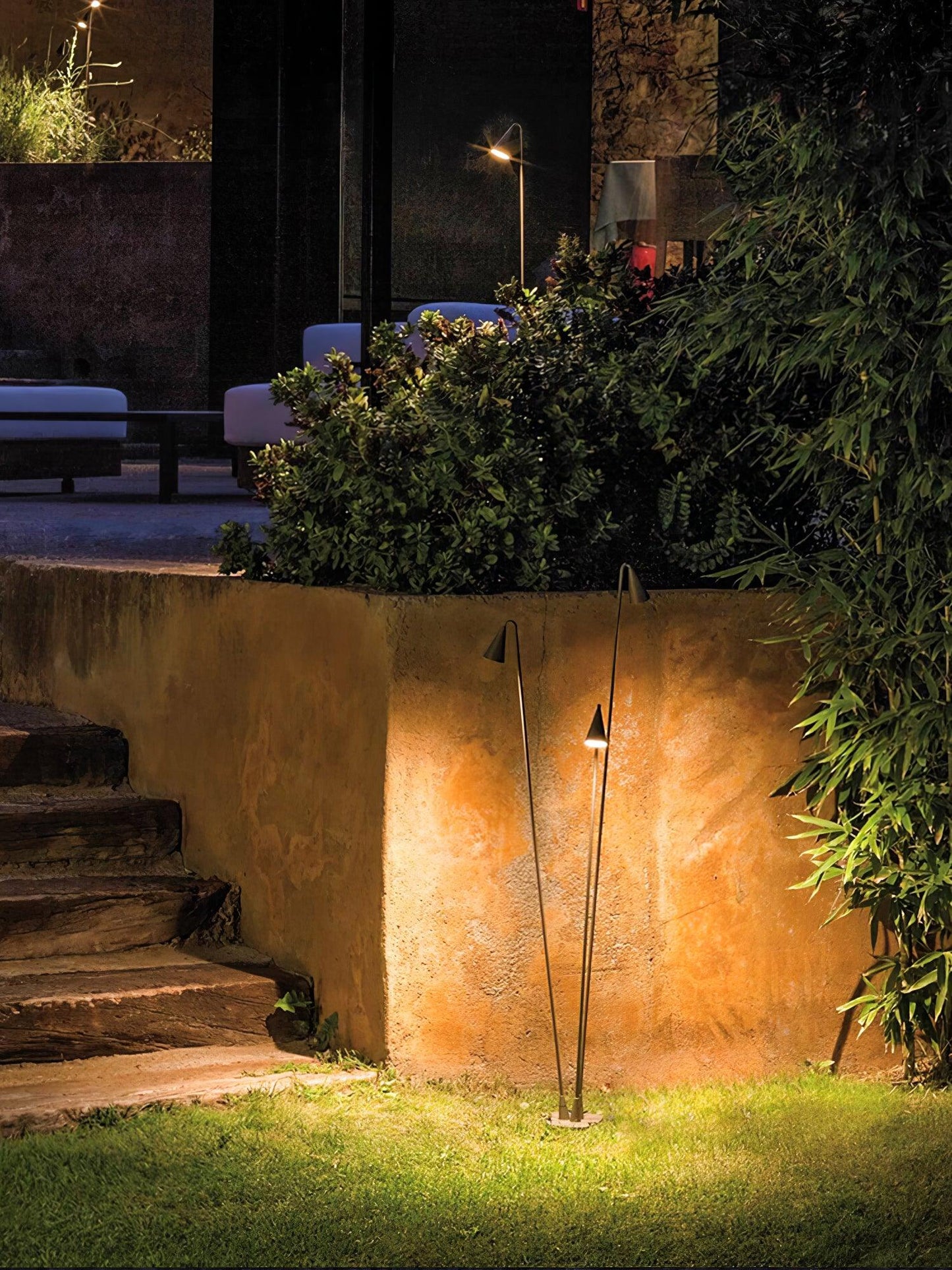 Bellflower Outdoor Floor Lamp