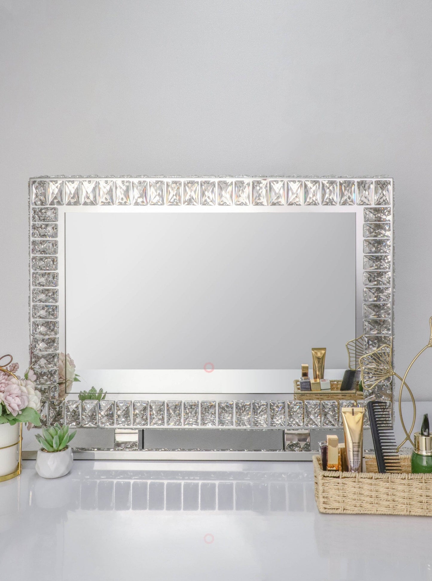 NYRA Vanity Mirror