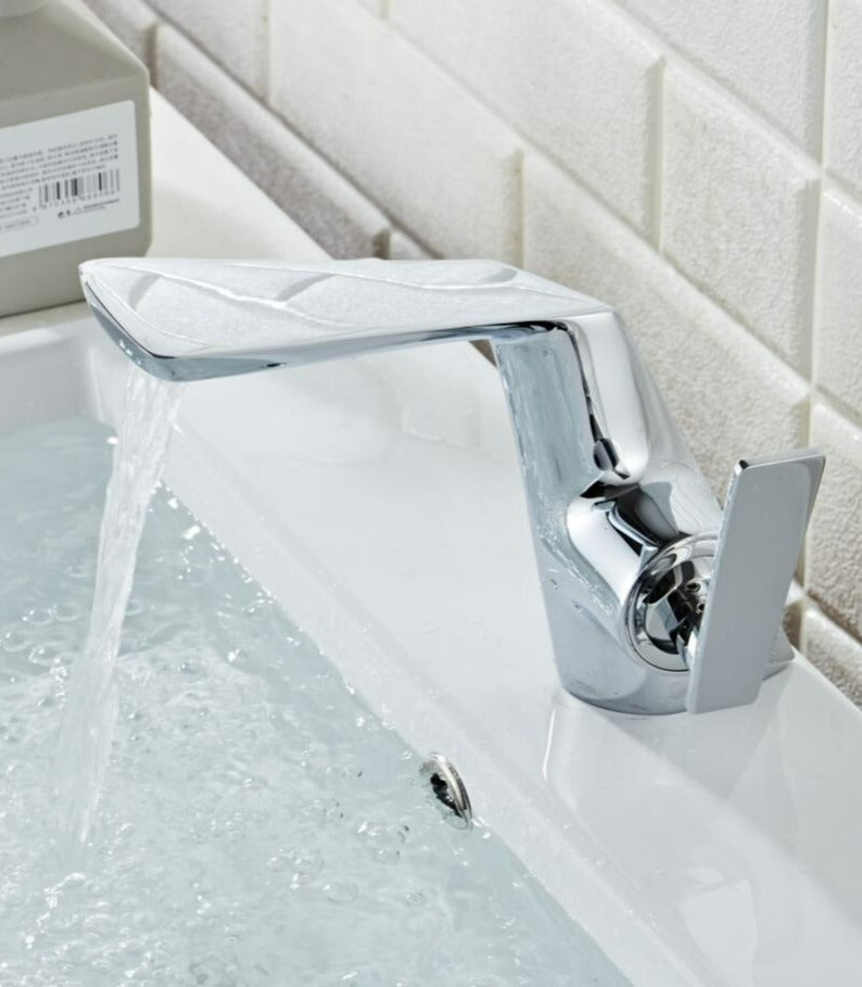 Vera - Modern Bathroom Faucet