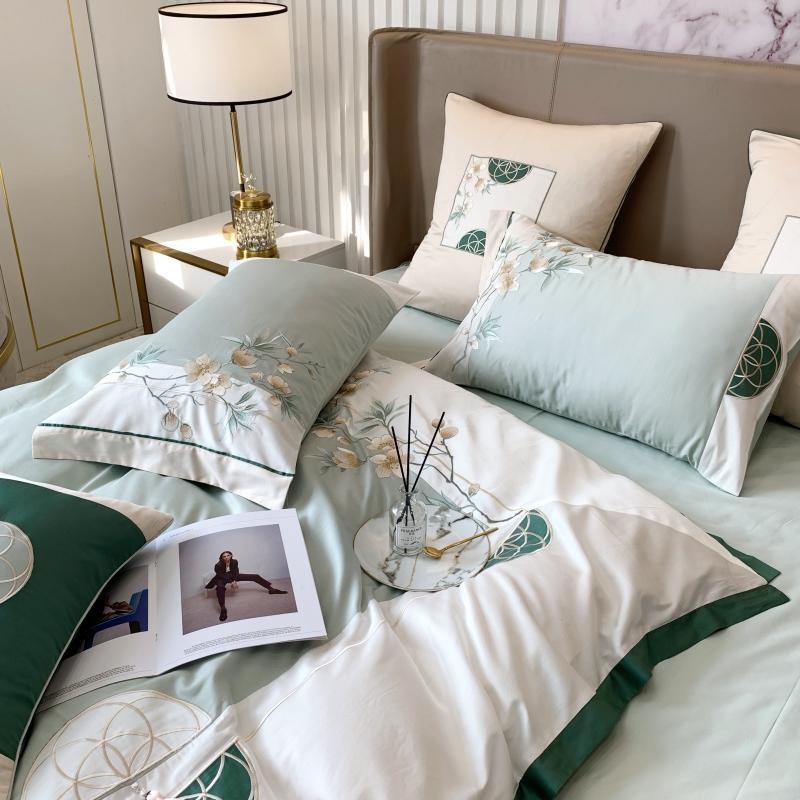 Luxury Embroidered Bedding Set