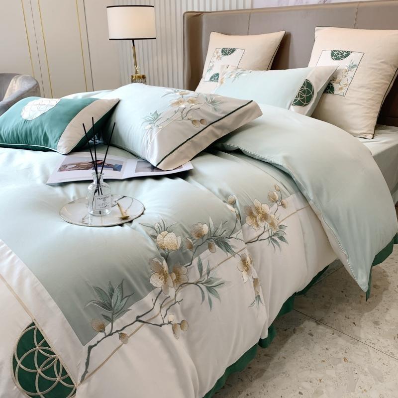 Luxury Embroidered Bedding Set