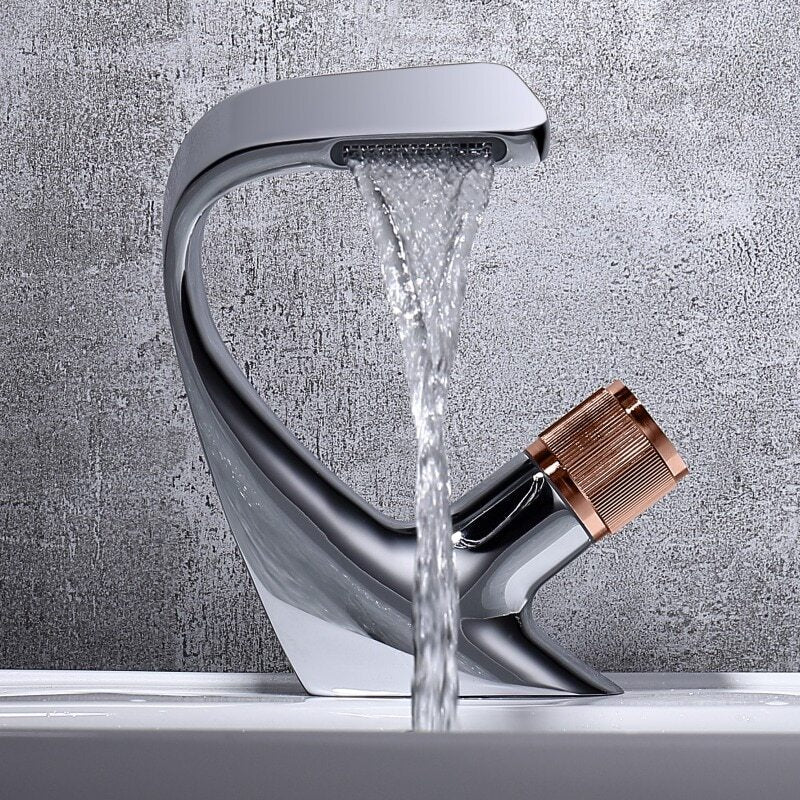 Xavier- Modern Curved Bathroom Faucet