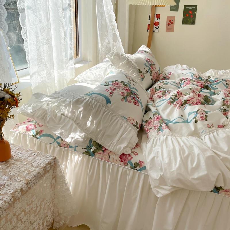 Vintage Luxury Floral Duvet Set