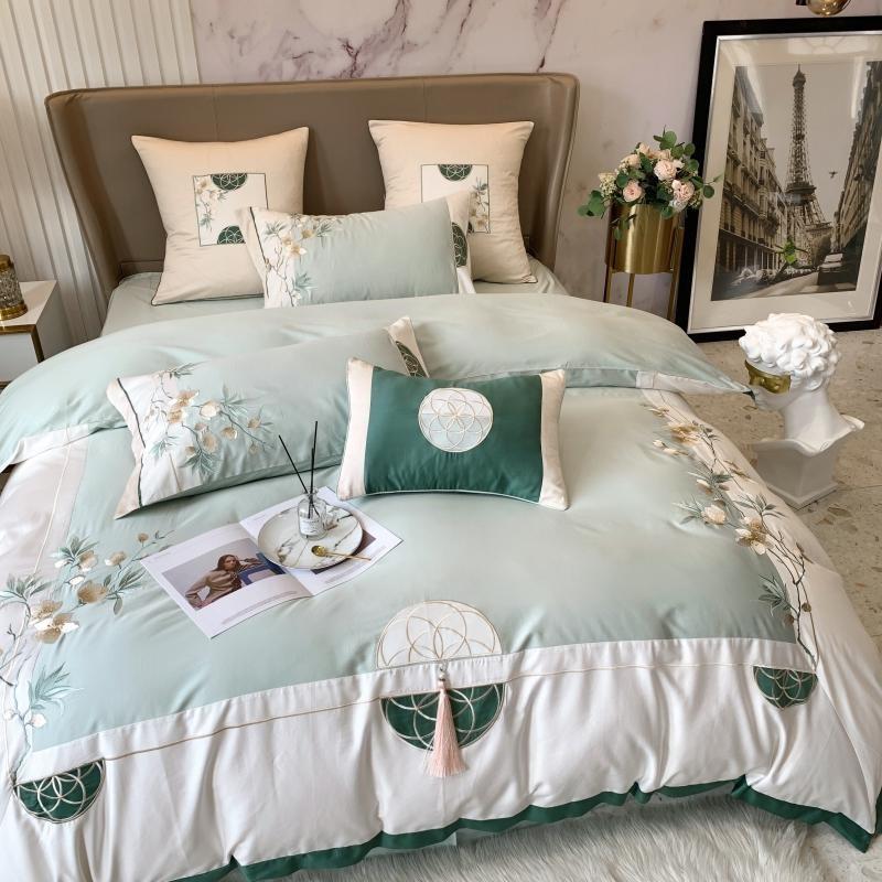 Luxury Embroidered Bedding Set