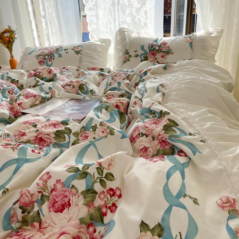 Vintage Luxury Floral Duvet Set