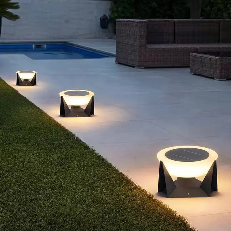 Landing Light (Outdoor Solar)