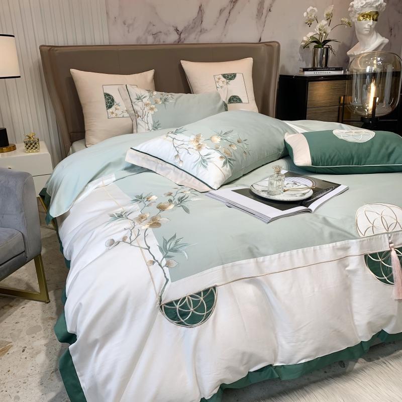 Luxury Embroidered Bedding Set