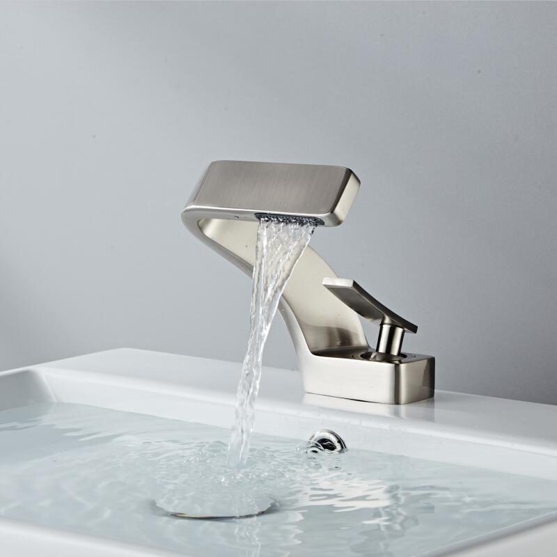 Titan - Modern Curved Faucet