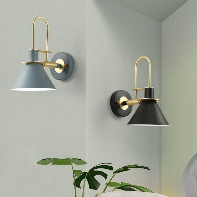 Modern Style Shuttle Wall Light