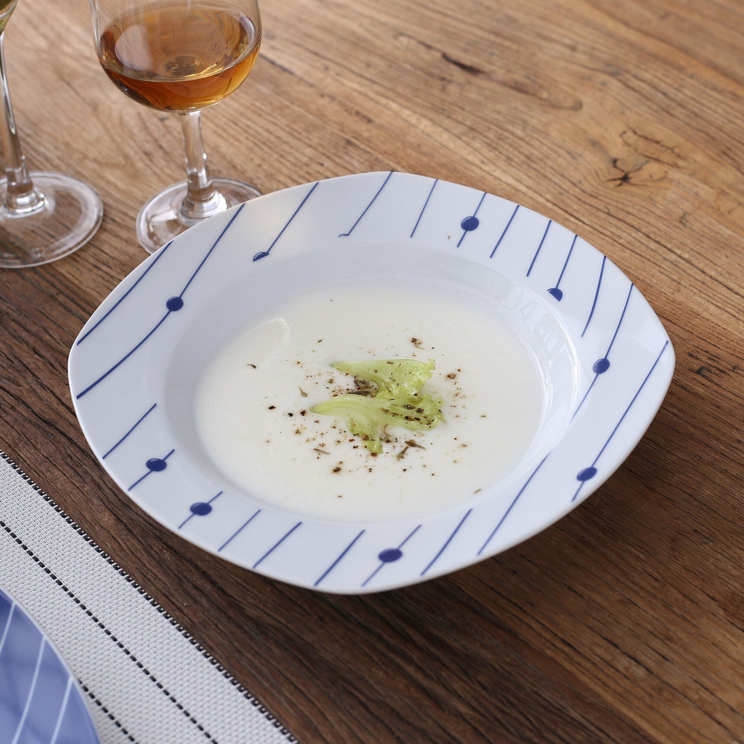 DOT002 48-Piece Dinner Set China Ceramic Dinnerware Plate Tableware Set with Bowl,Dessert Plate,Soup Plate,Dinner Plate - Nordic Side - 002, 48, BowlDessert, Ceramic, China, Dinner, Dinnerwar