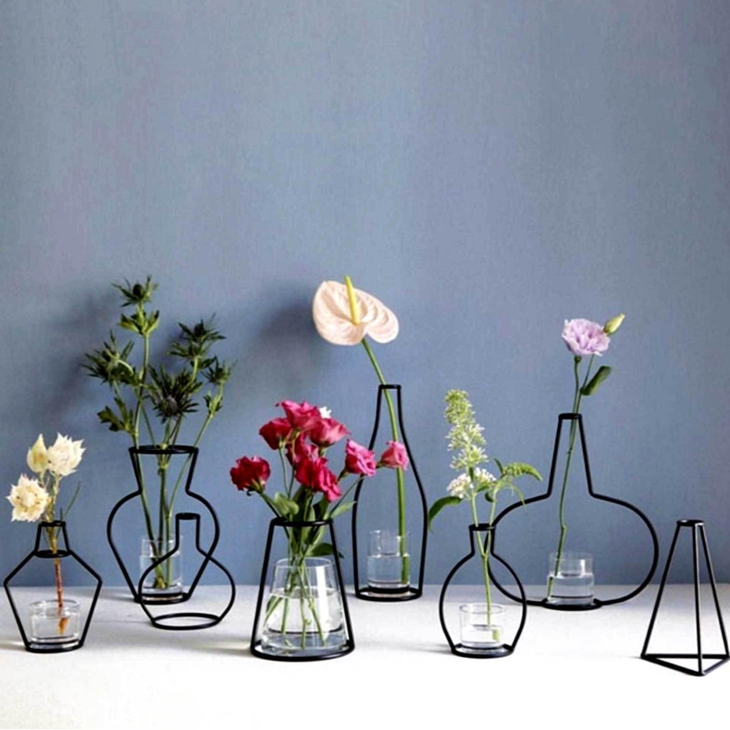 Iron Curved Vases - Nordic Side - 