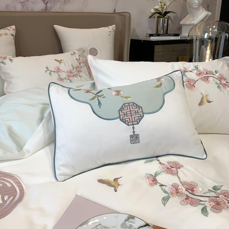 Luxury Plum Embroidery Duvet Cover - Luxury