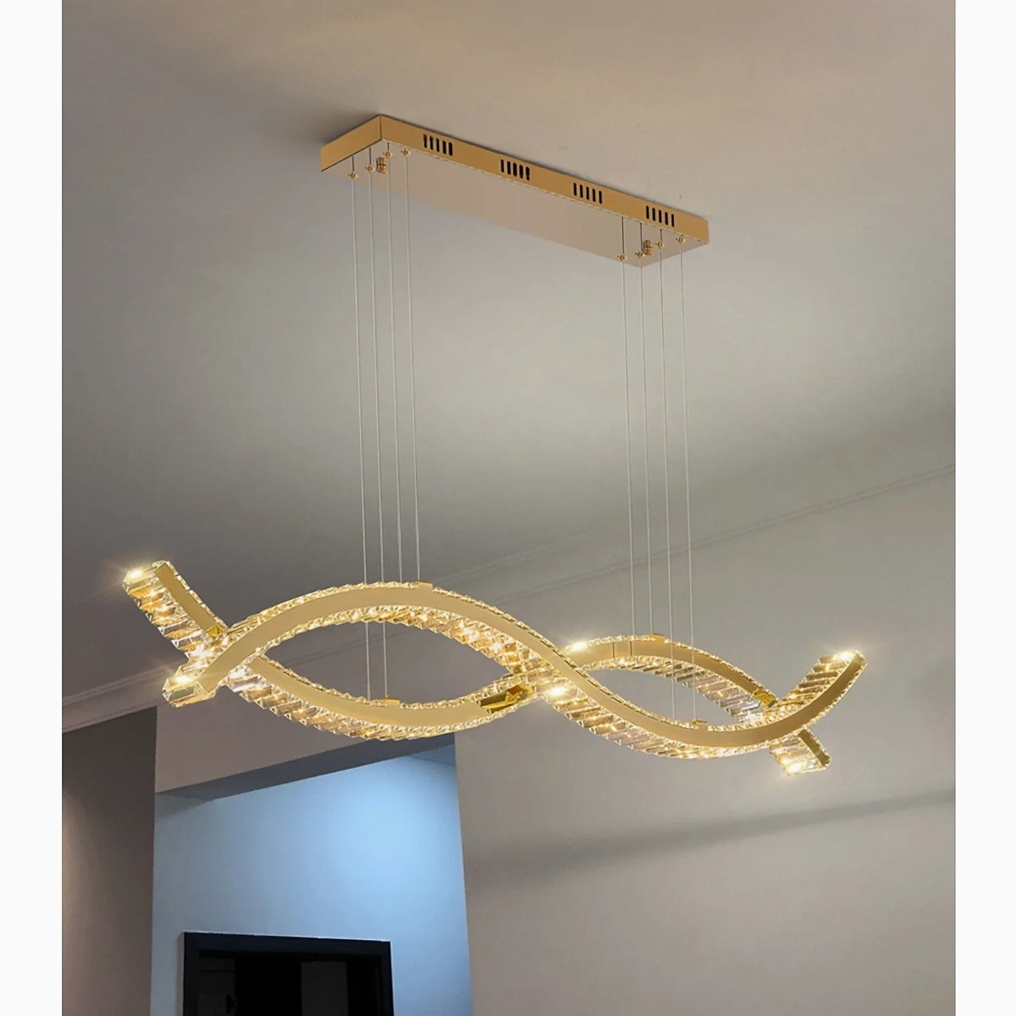 Tende | LED Chandelier in Wave Design