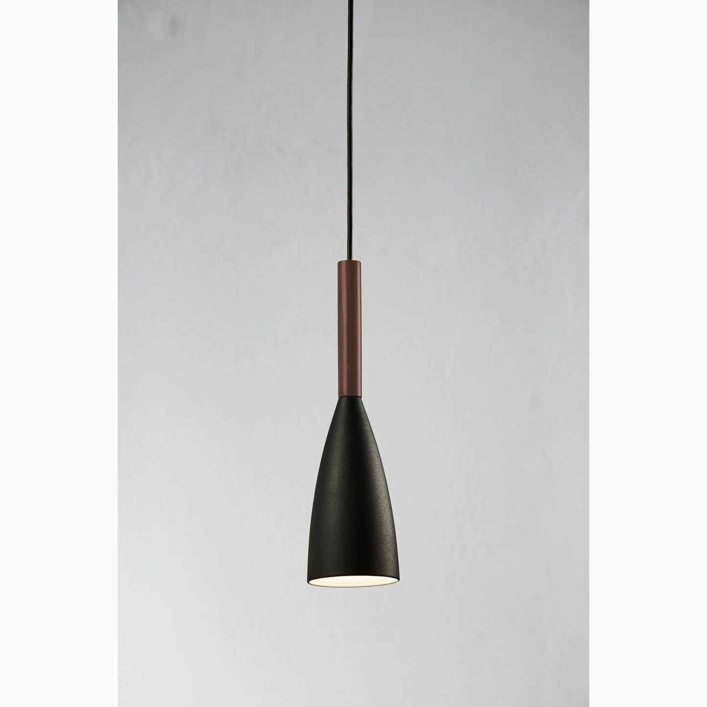 Venanson | Black/White Metal Pendant Lamp for Kitchen