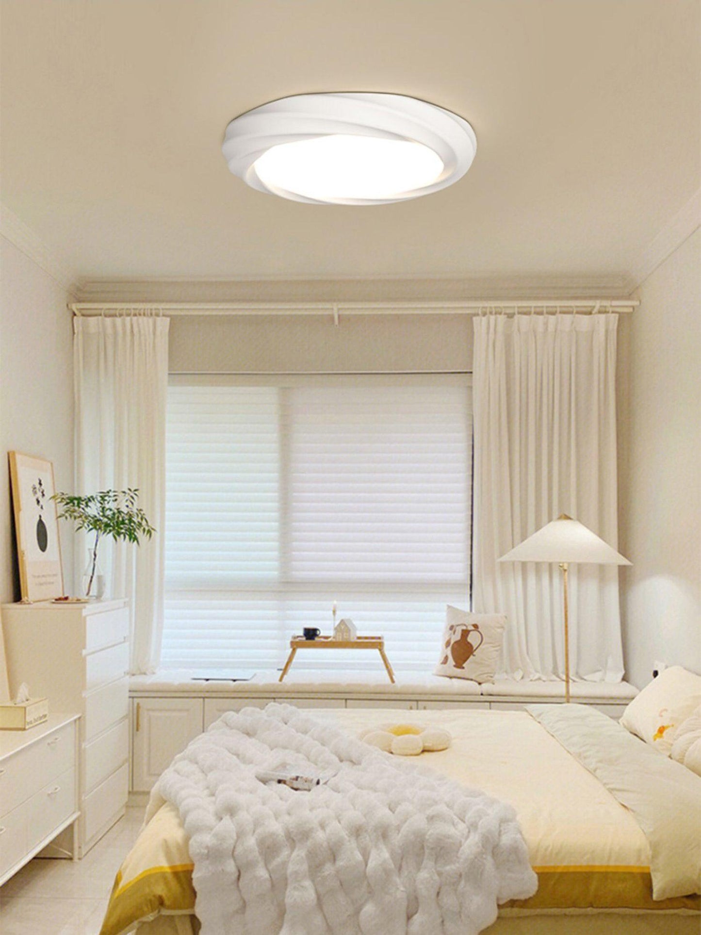 Maivy LED Flush Mount Ceiling Light