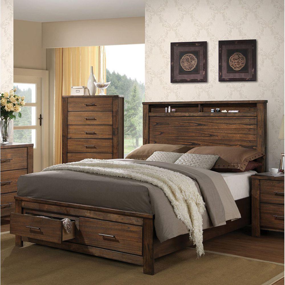 Merrilee Queen Bed in Oak