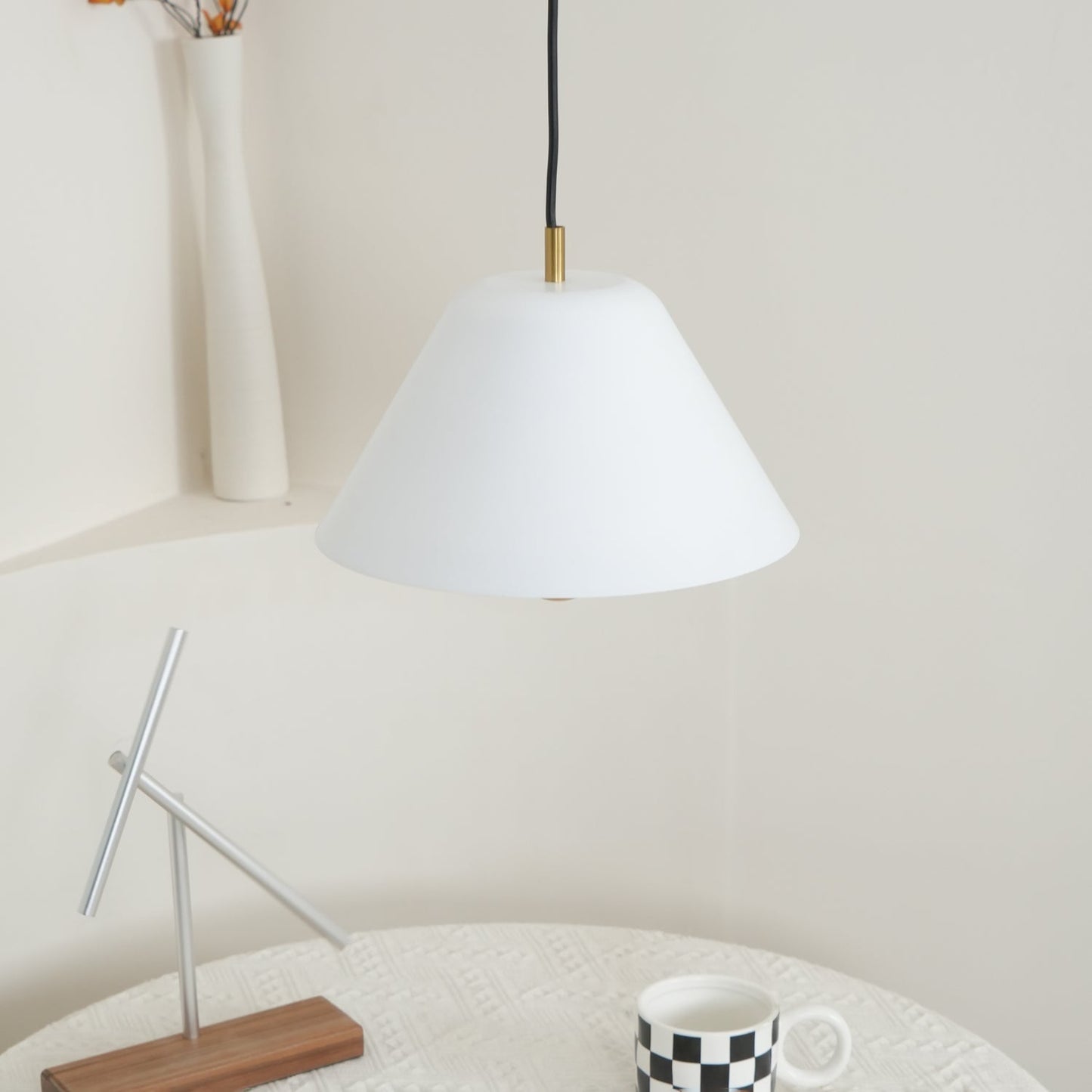 Minimalist Pendant Lamp