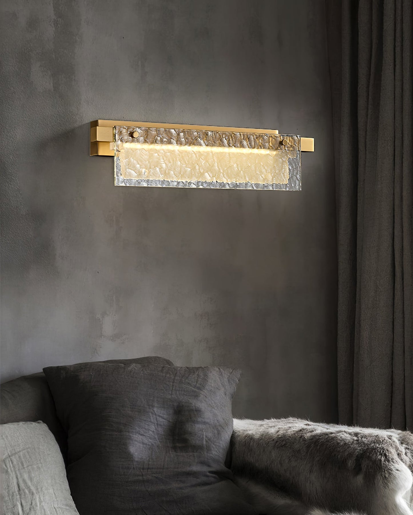 Monrou Wall Lamp