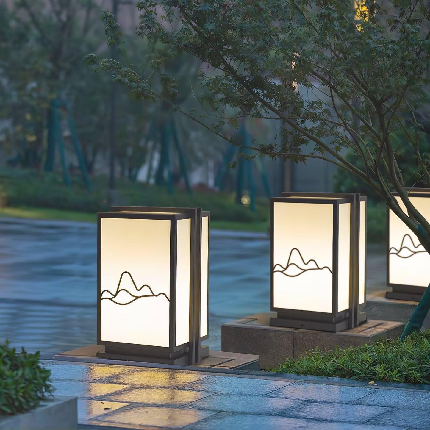 Mountain Outdoor Post Light