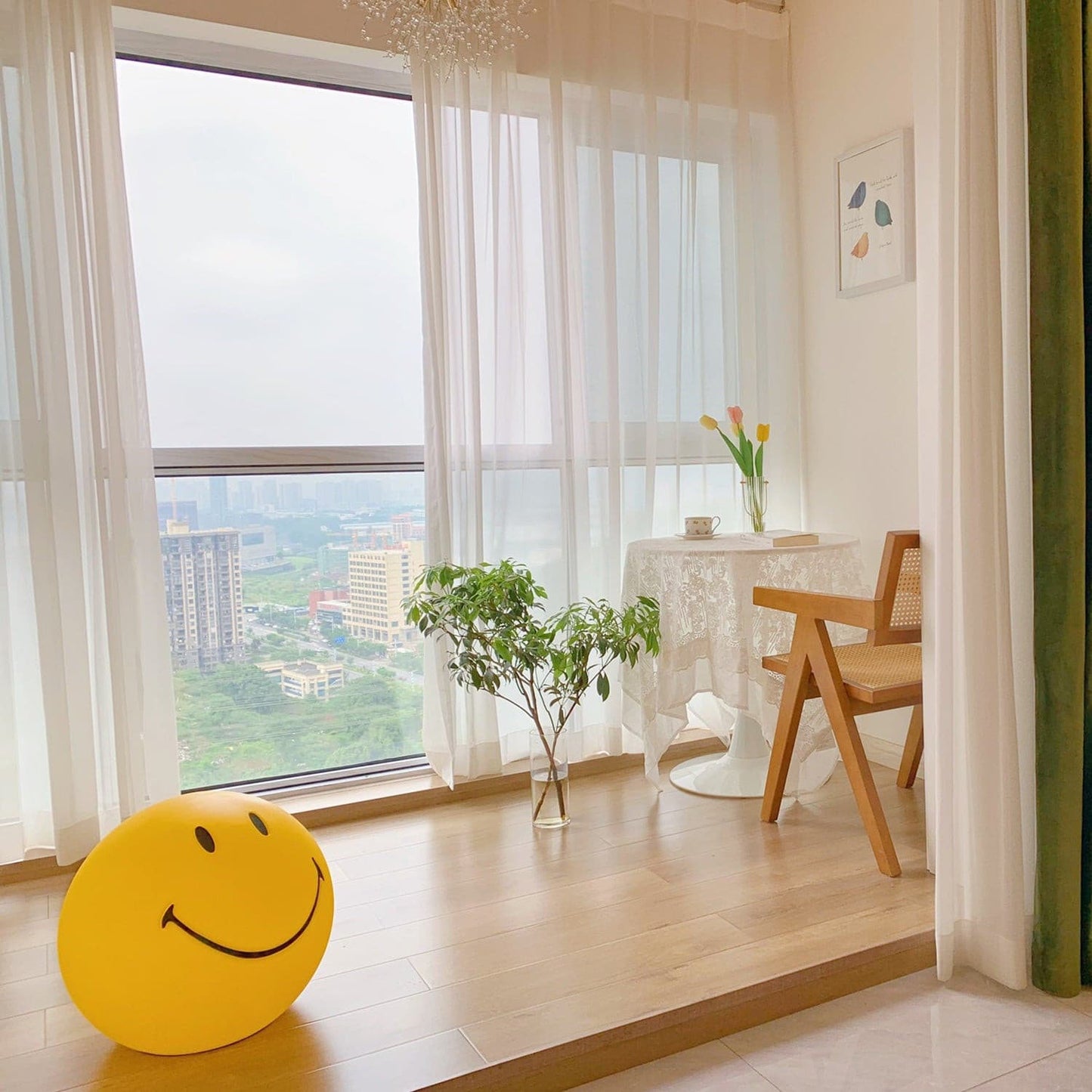 Mr Maria Smiley Table Lamp