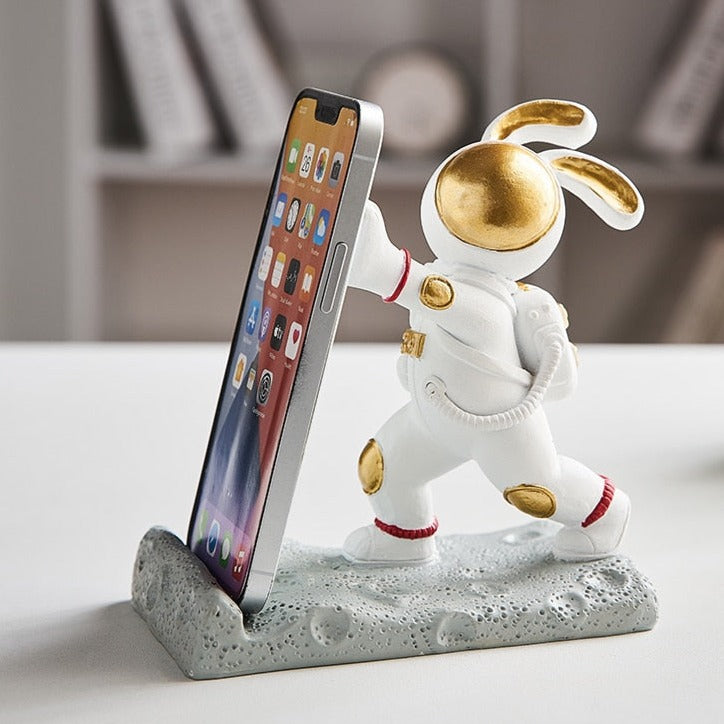 Astronaut Resin Phone Stand