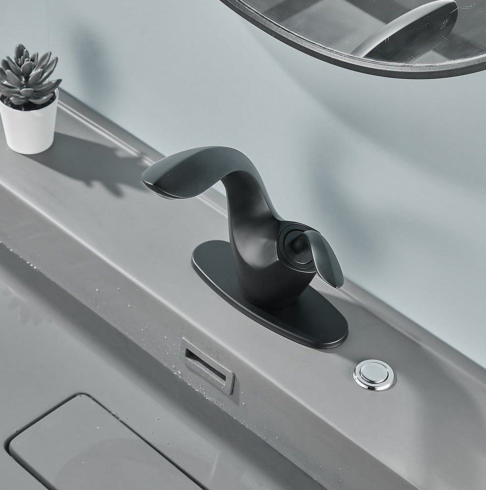 Vita - Modern Curved Bathroom Faucet