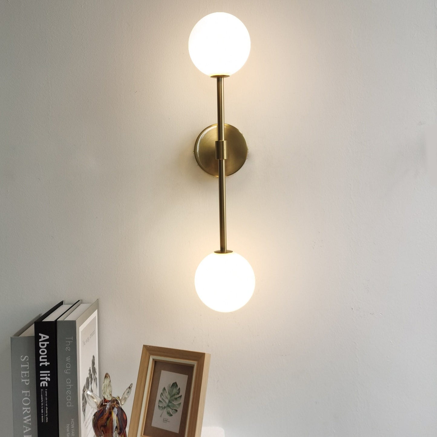 Ava Elegant Wall Lamp