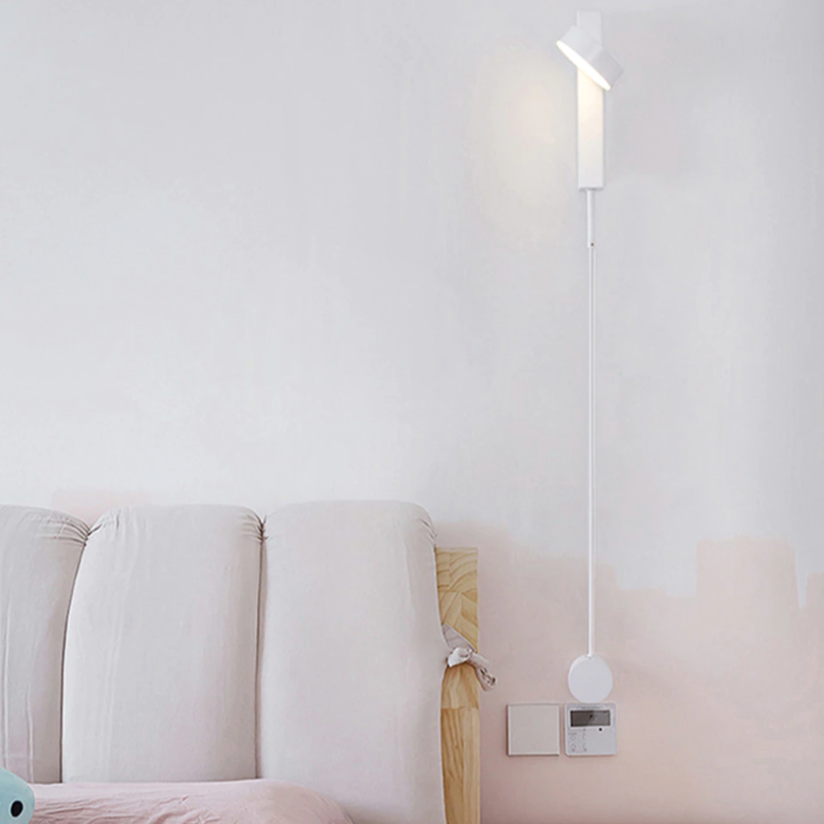 Minimalistic Rotational Table Lamp