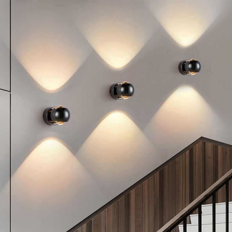 Swivel Radiance Wall Lamp