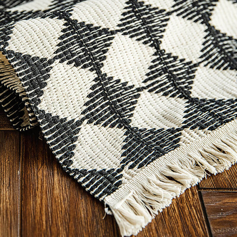 Woven Tassel Jute Table Runner