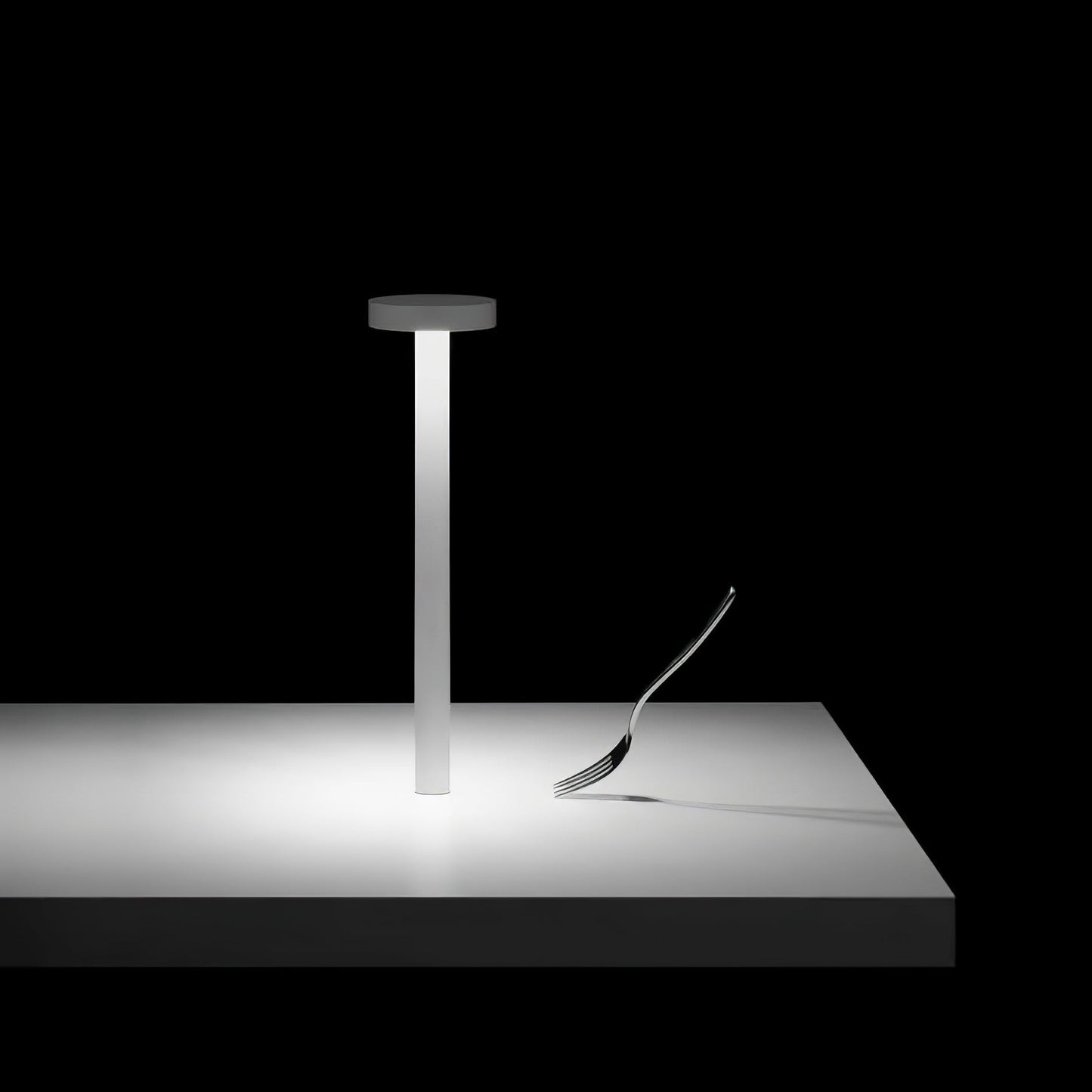 Tetatet Built-in Battery Table Lamp