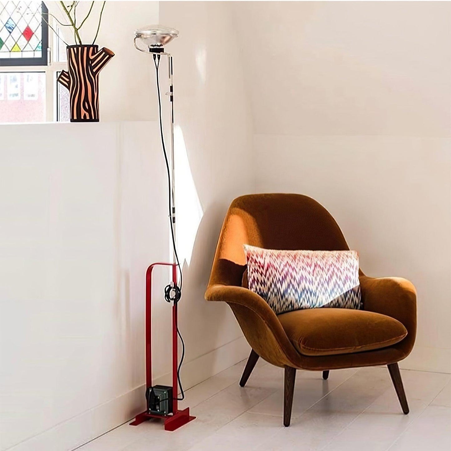 Toio Floor Lamp