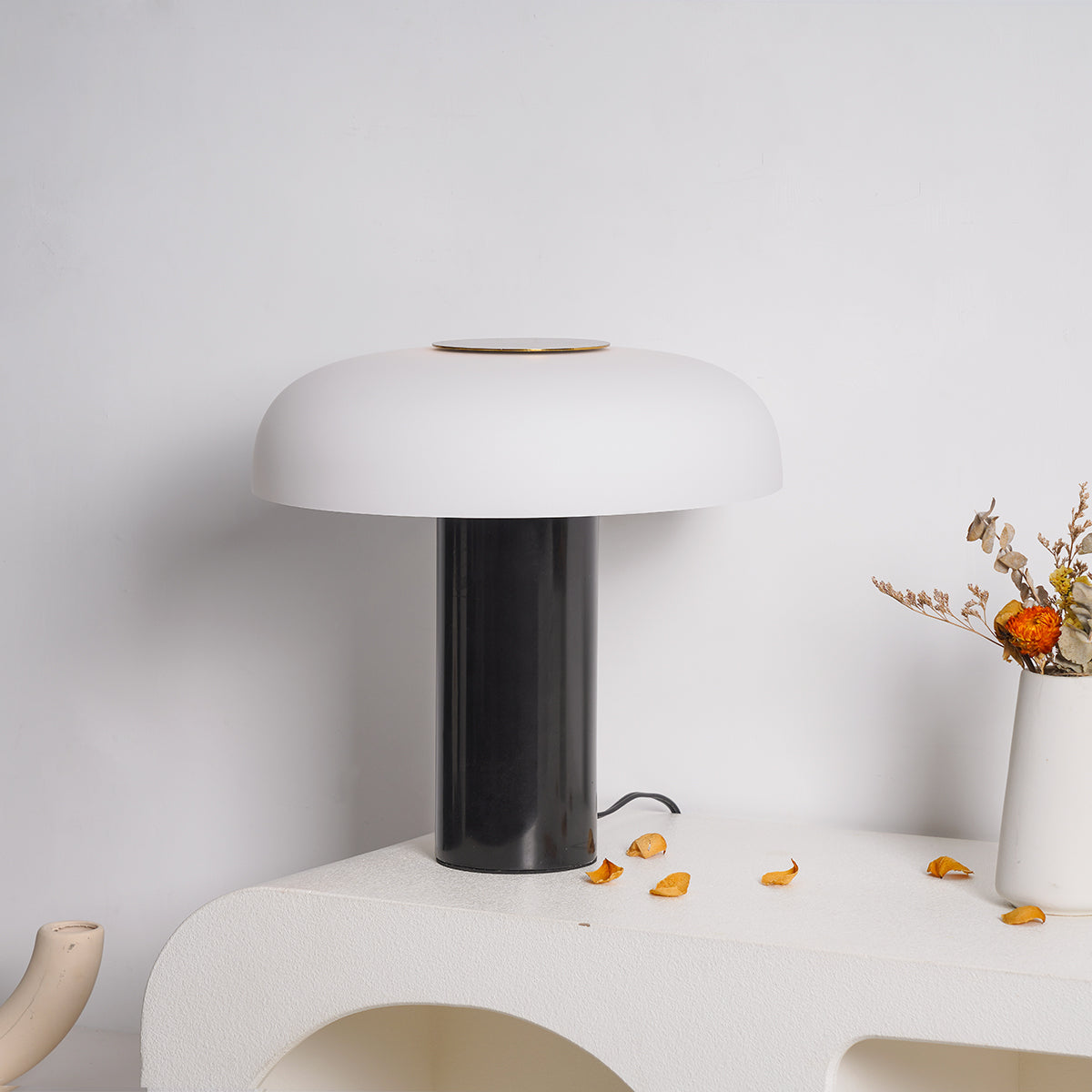 Tropico Media Table Lamp