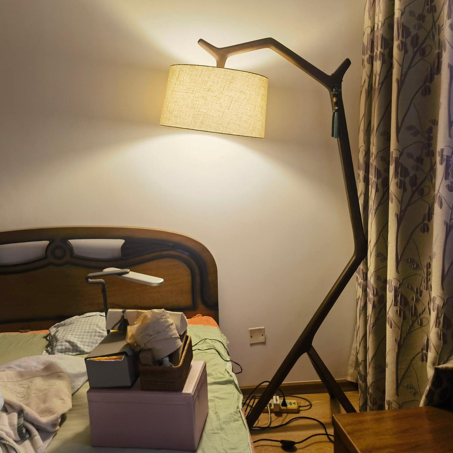 Umahi Floor Lamp