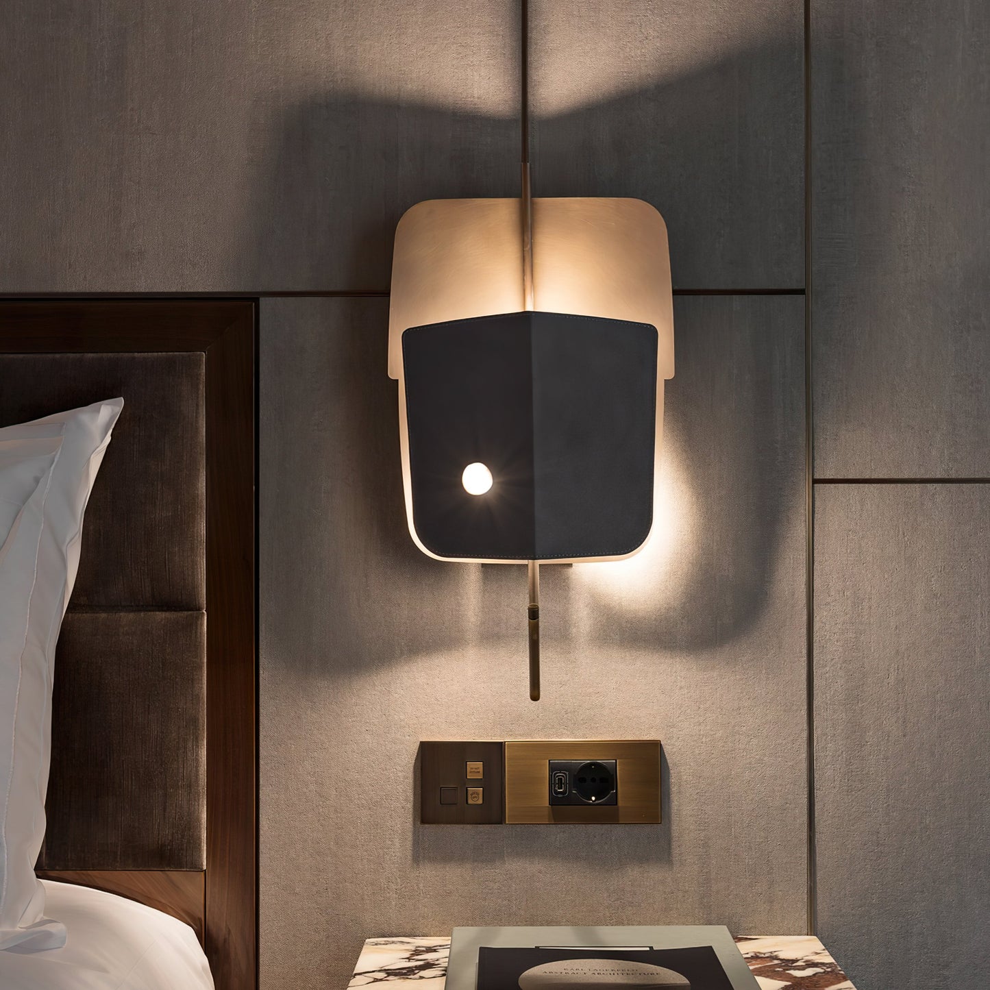 Velum Wall Lamp