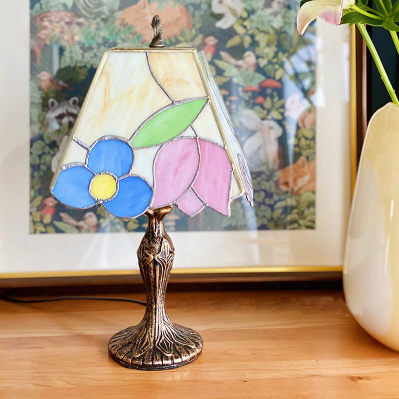 Vintage Stained Glass Accent Lamp