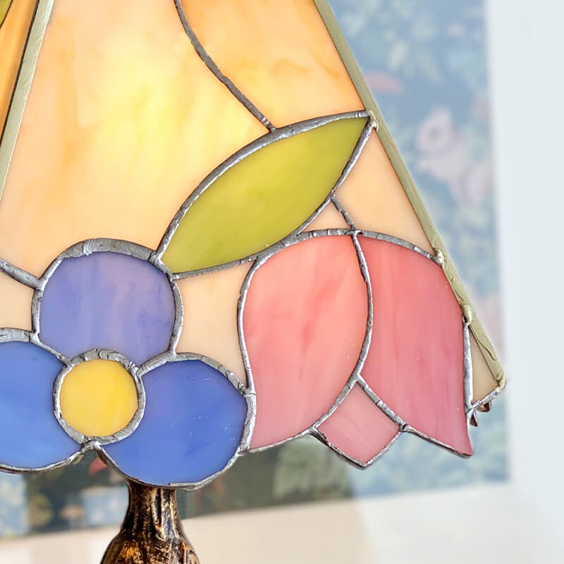 Vintage Stained Glass Accent Lamp